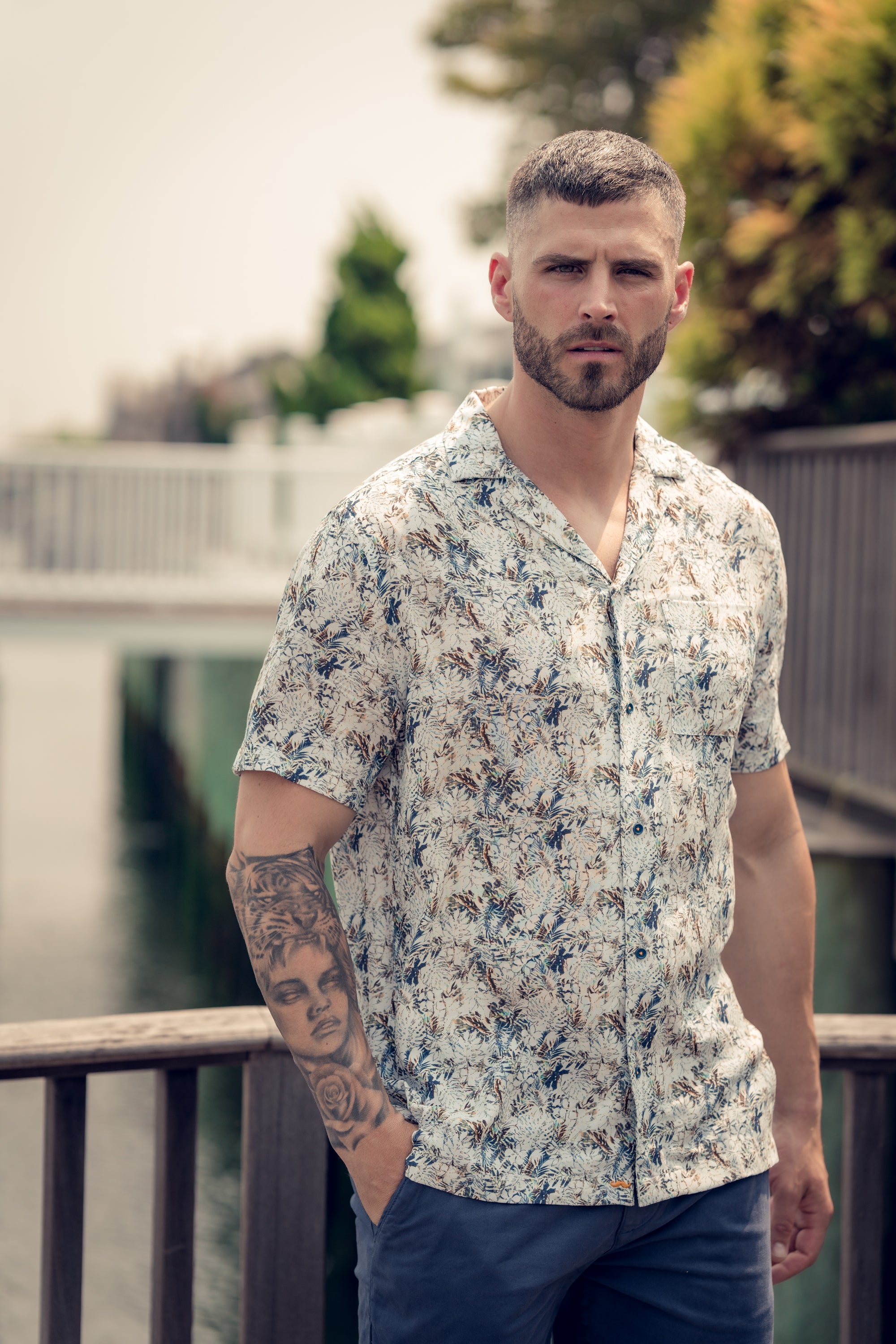 Floral Tropical Print in Camp Collar Model Short Sleeve Shirt