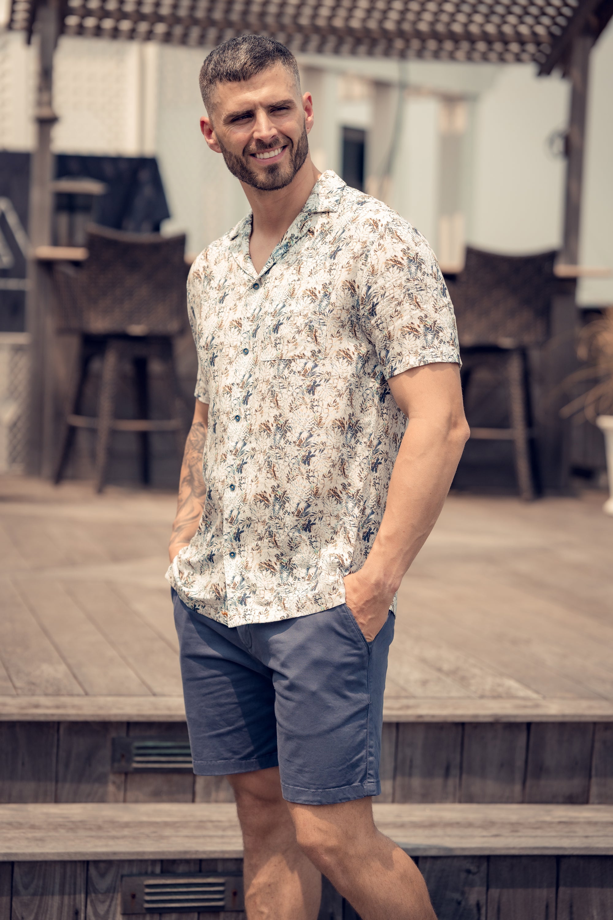 Floral Tropical Print in Camp Collar Model Short Sleeve Shirt