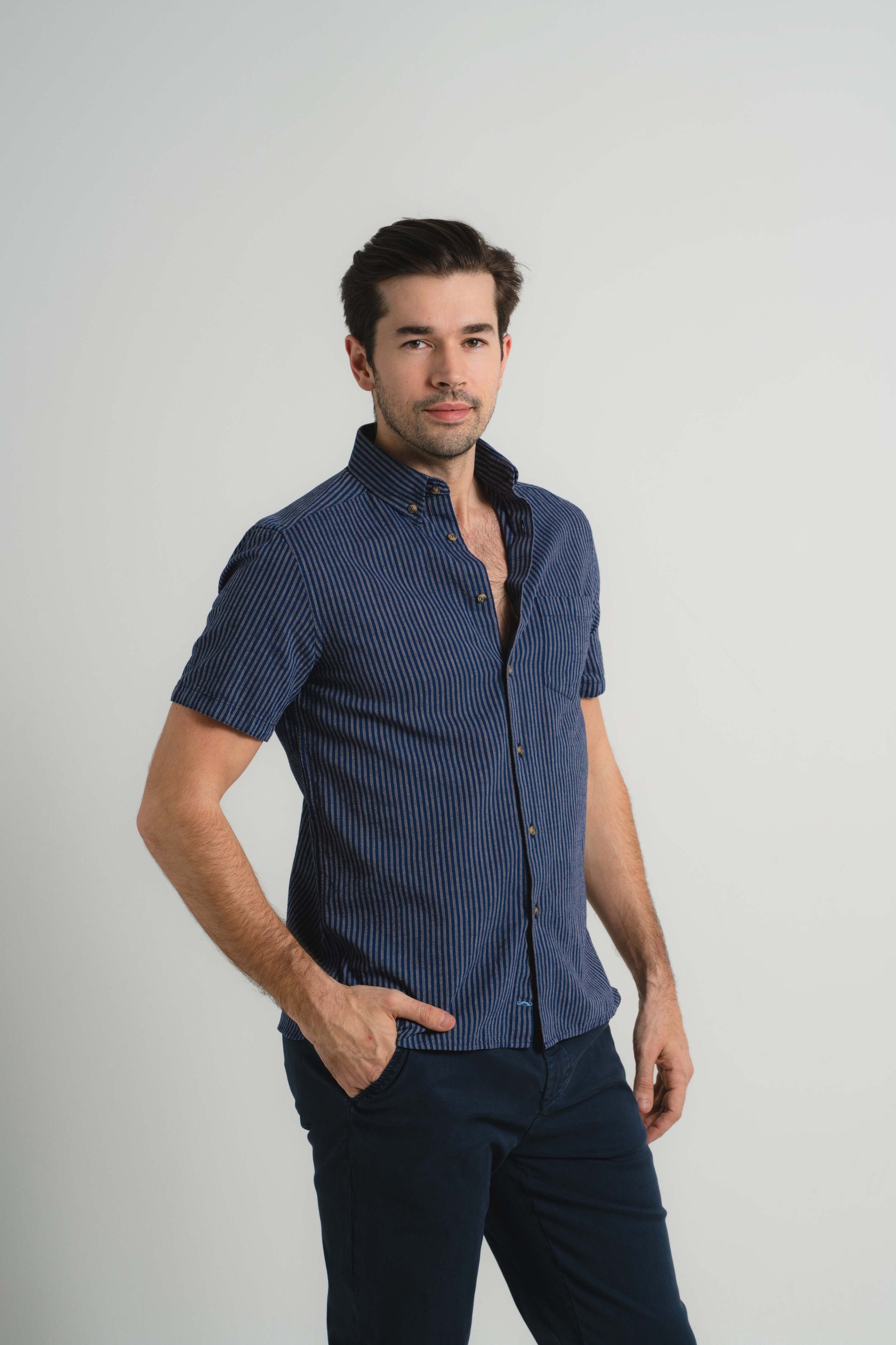 Thin Stripe Short Sleeve Shirt